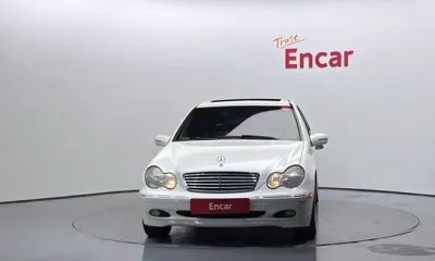 Mercedes-Benz C-Class 2004, 117037 км, за 2955.86 USD