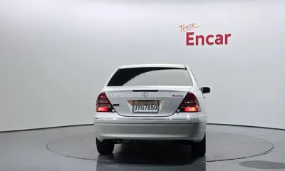 Mercedes-Benz C-Class 2004, 117037 км, за 2955.86 USD
