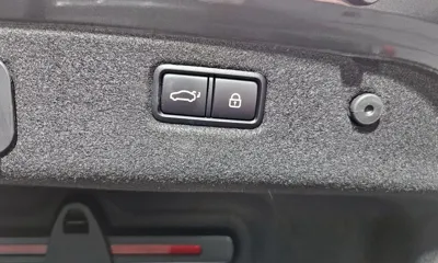 Genesis G70 2019, 56911 км, за 15496.68 USD - фото 20