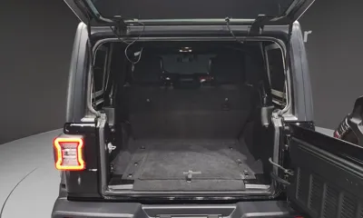 Jeep Wrangler 2021, 56465 км, за 26900.82 USD - фото 20