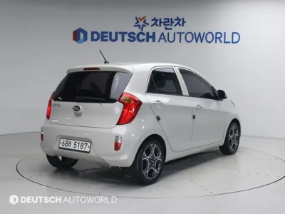 Kia Morning 2013, 74754 км, за 3275.57 USD