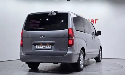 Hyundai Starex 2016, 160956 км, за 4823.26 USD