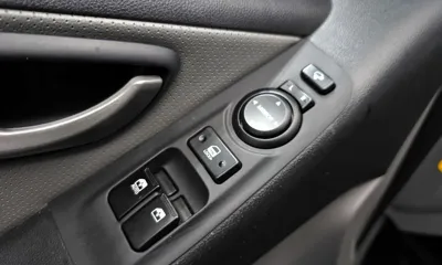 Hyundai Starex 2016, 160956 км, за 4823.26 USD - фото 18