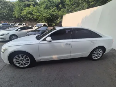 Audi A6 2012, 201504 км, за 2560.06 USD