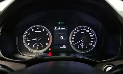 Hyundai Grandeur 2019, 118579 км, за 10437.18 USD - фото 8