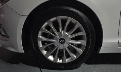 Hyundai Sonata 2017, 93754 км, за 7035.83 USD