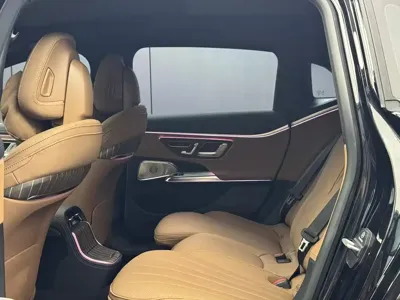 Mercedes-Benz E-Class 2025, 10000 км, за 47981.39 USD - фото 6