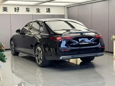Mercedes-Benz E-Class 2025, 10000 км, за 47981.39 USD - фото 9