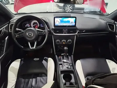 Mazda CX-4 2019, 66100 км, за 8637.27 USD - фото 10