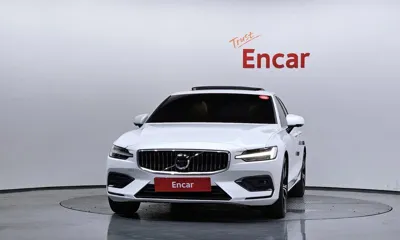 Volvo S60 2020, 39364 км, за 16219.2 USD - фото 3