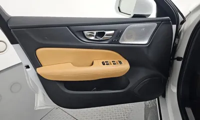 Volvo S60 2020, 39364 км, за 16219.2 USD - фото 24