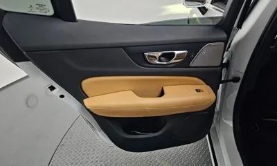 Volvo S60 2020, 39364 км, за 16219.2 USD - фото 25