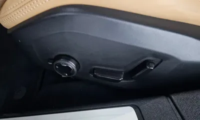 Volvo S60 2020, 39364 км, за 16219.2 USD - фото 35