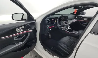 Mercedes-Benz E-Class 2021, 63649 км, за 25617.44 USD - фото 10