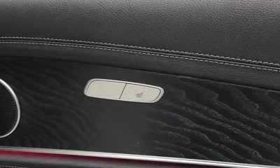 Mercedes-Benz E-Class 2021, 63649 км, за 25617.44 USD - фото 19