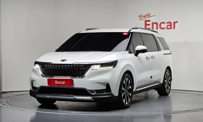 Kia Canival · 2021 год