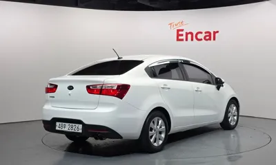 Kia Pride 2014, 81534 км, за 3832.18 USD