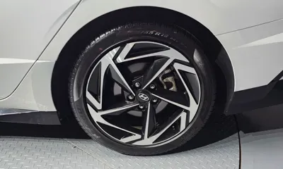 Hyundai Sonata 2024, 55833 км, за 17395.3 USD - фото 21