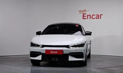 Kia EV6 2022, 95622 км, за 21136.44 USD