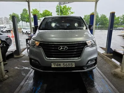 Hyundai Starex 2019, 154729 км, за 8205.33 USD