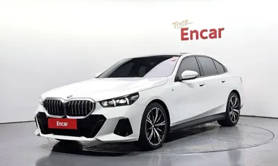 BMW 5-Series · 2025 год