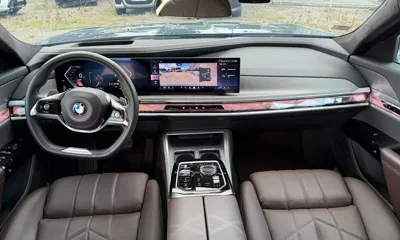 BMW 7-Series 2023, 42903 км, за 58540.06 USD - фото 7
