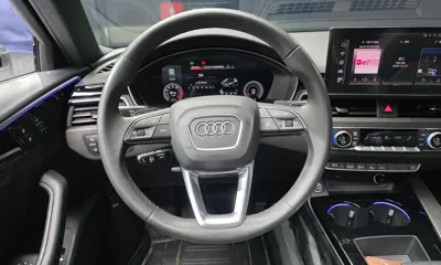 Audi A4 2023, 29793 км, за 22752.38 USD - фото 13