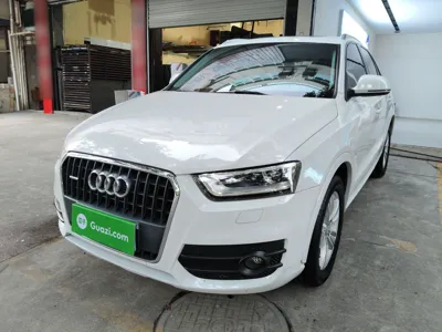 Audi Q3 · 2015 год