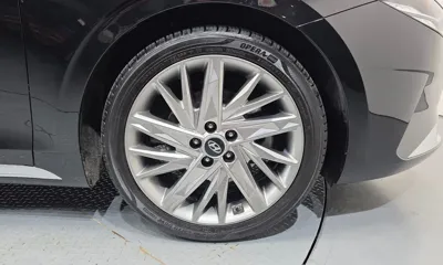 Hyundai Grandeur 2021, 101690 км, за 15557.31 USD