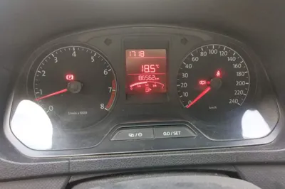 Volkswagen Jetta 2013, 86600 км, за 4354 USD - фото 11