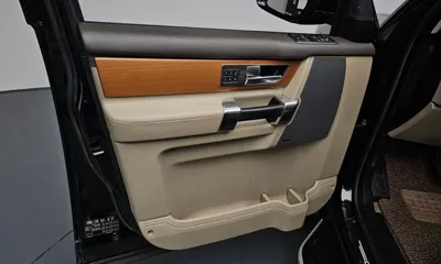 Land Rover Discovery 2015, 171393 км, за 10408.54 USD - фото 25