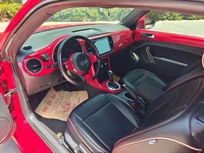 Volkswagen Beetle 2019, 56700 км, за 12183.4 USD