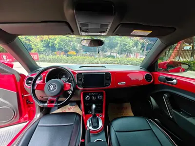 Volkswagen Beetle 2019, 56700 км, за 12183.4 USD - фото 7