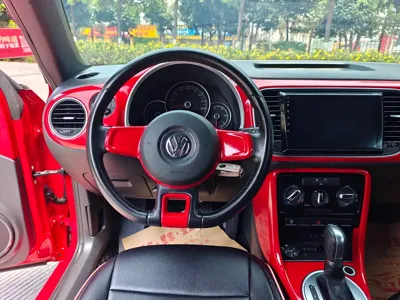 Volkswagen Beetle 2019, 56700 км, за 12183.4 USD - фото 8