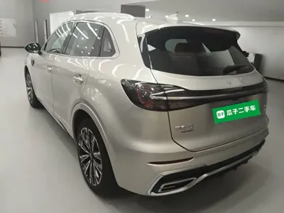 Hongqi Hongqi HS5 2023, 16500 км, за 15199.82 USD