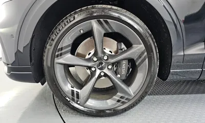 Genesis GV70 2025, 3658 км, за 42273.86 USD