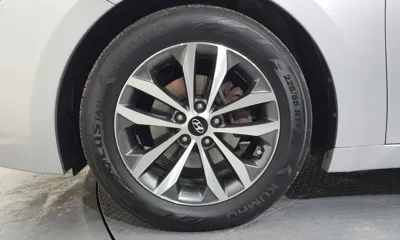 Hyundai Grandeur 2011, 148172 км, за 3872.92 USD