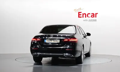 Mercedes-Benz E-Class 2021, 69787 км, за 21530.79 USD
