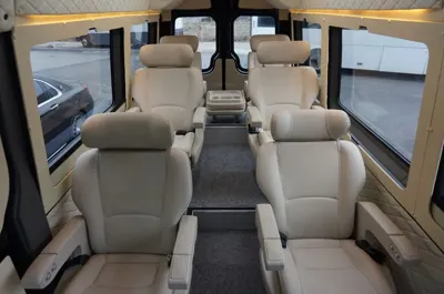 Mercedes-Benz Sprinter 2018, 61589 км, за 47231.3 USD - фото 12