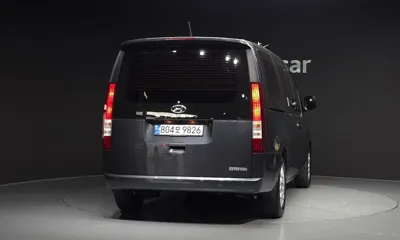 Hyundai Staria 2023, 56458 км, за 17001.44 USD
