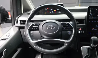 Hyundai Staria 2023, 56458 км, за 16872.97 USD - фото 13