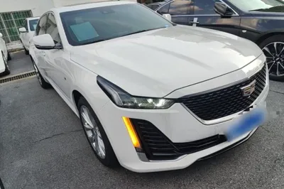 Cadillac CT5 2022, 26700 км, за 22138 USD