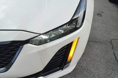 Cadillac CT5 2022, 26700 км, за 22138 USD - фото 8