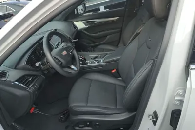 Cadillac CT5 2022, 26700 км, за 22138 USD - фото 17