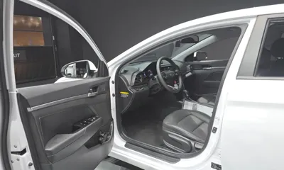 Hyundai Avante 2020, 47034 км, за 9246.59 USD - фото 10