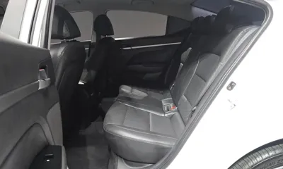 Hyundai Avante 2020, 47034 км, за 9246.59 USD - фото 12