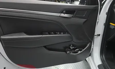 Hyundai Avante 2020, 47034 км, за 9246.59 USD - фото 24