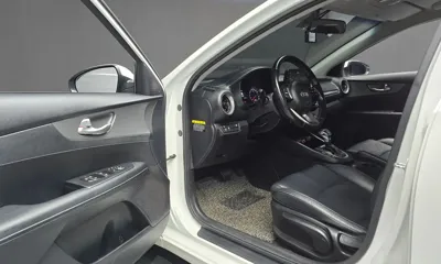 Kia K3 2019, 120171 км, за 6303.67 USD - фото 10