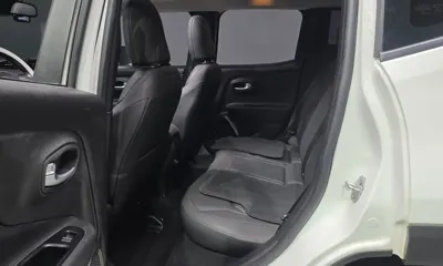 Jeep Renegade 2019, 38409 км, за 10174.61 USD - фото 12