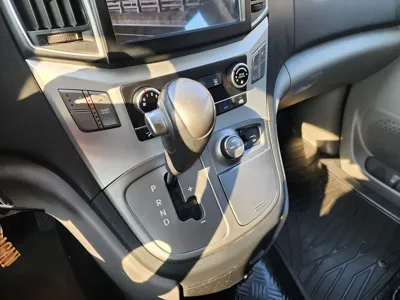 Hyundai Starex 2016, 206298 км, за 6370.67 USD - фото 16